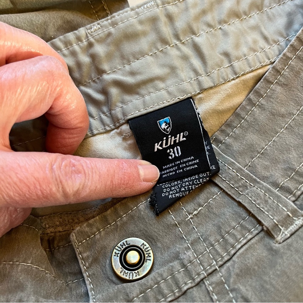 Kuhl Men's Green Cargo Shorts - Picture 3 of 6